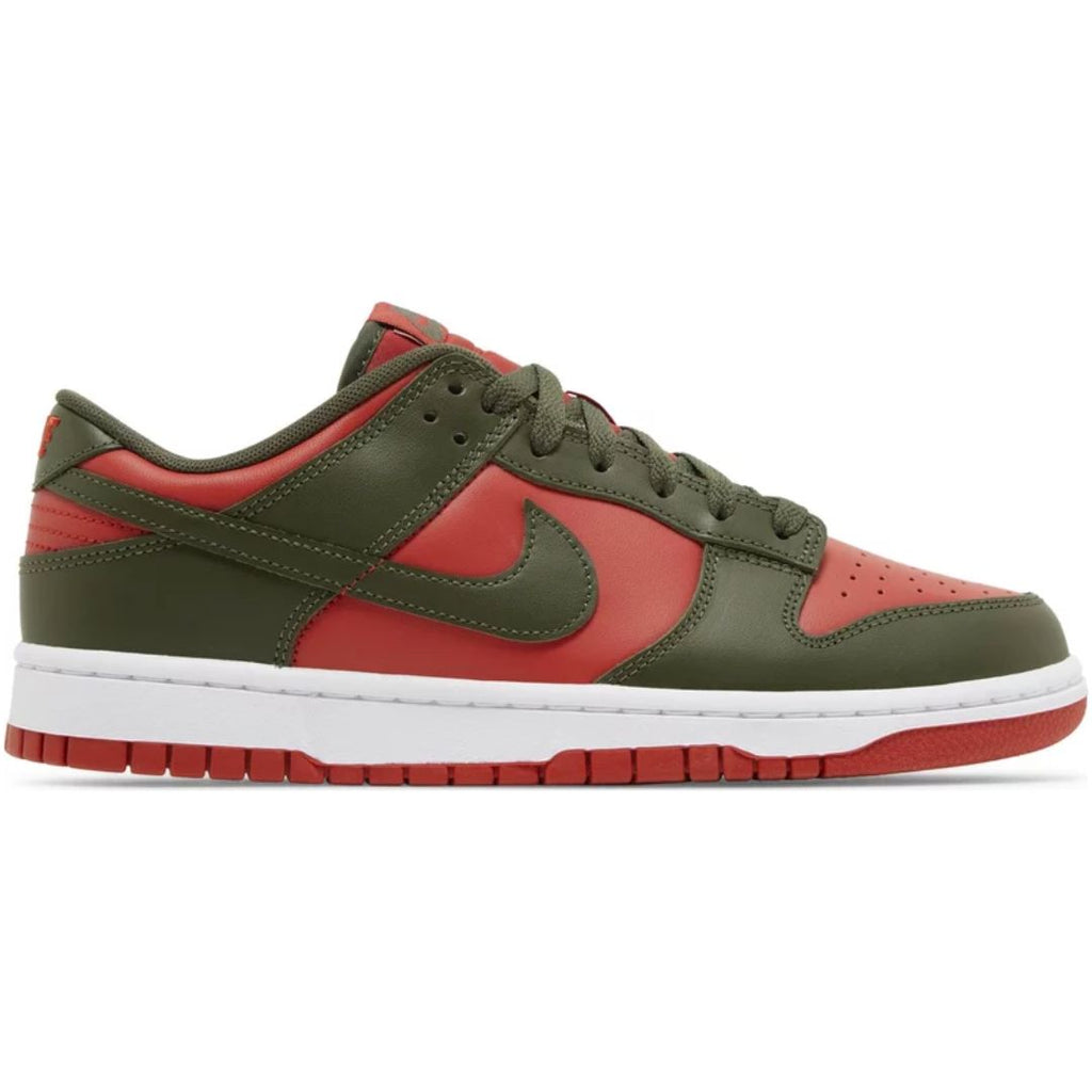 Nike Dunk Mystic Red